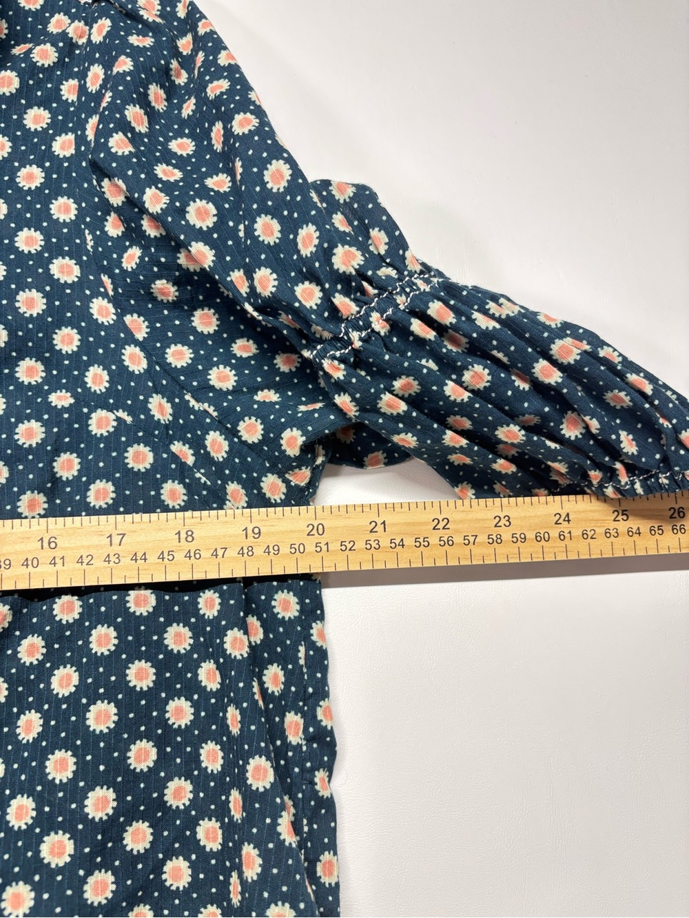 ✨Pilcro The Tallulah Double Puff-Sleeve Blouse Size M - Picture 14 of 15